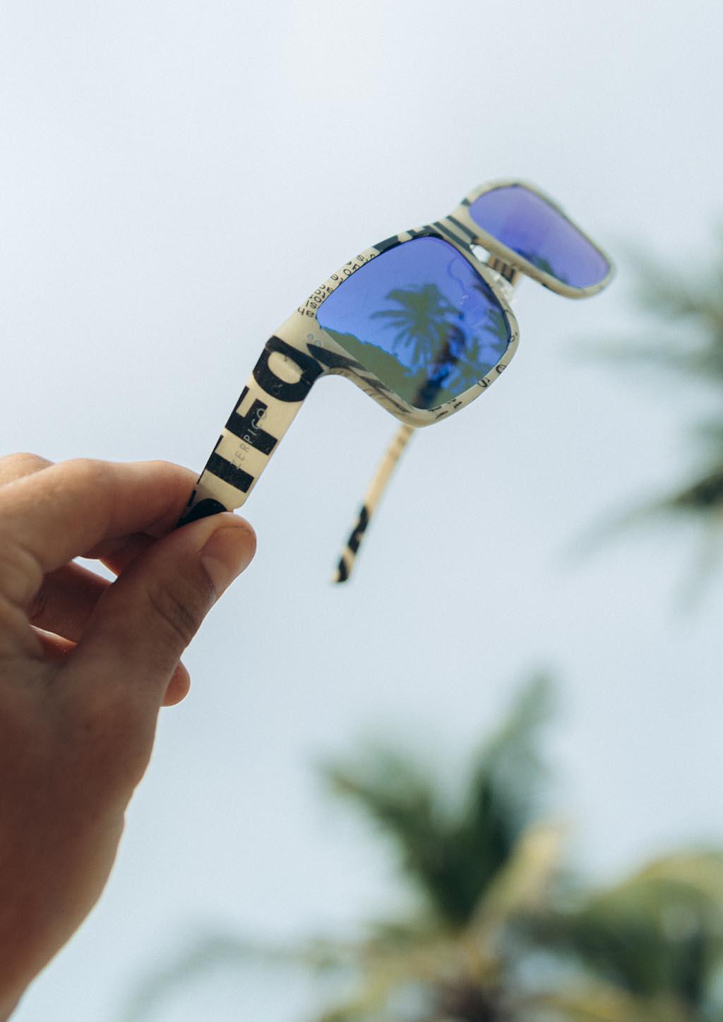 revision wayfarer eco friendly recyclable paper sunglasses revision wayfarer eco friendly recyclable paper sunglasses